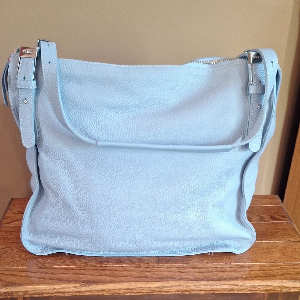 Innue Sky Blue Leather Tote Bag